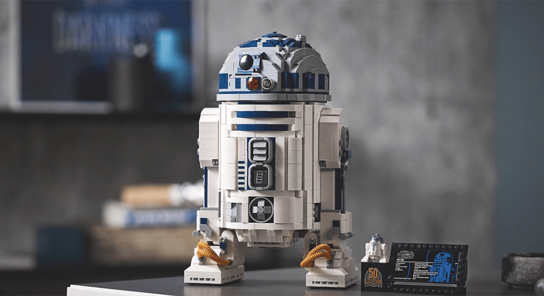 Too perfect R2-D2 released by LEGO