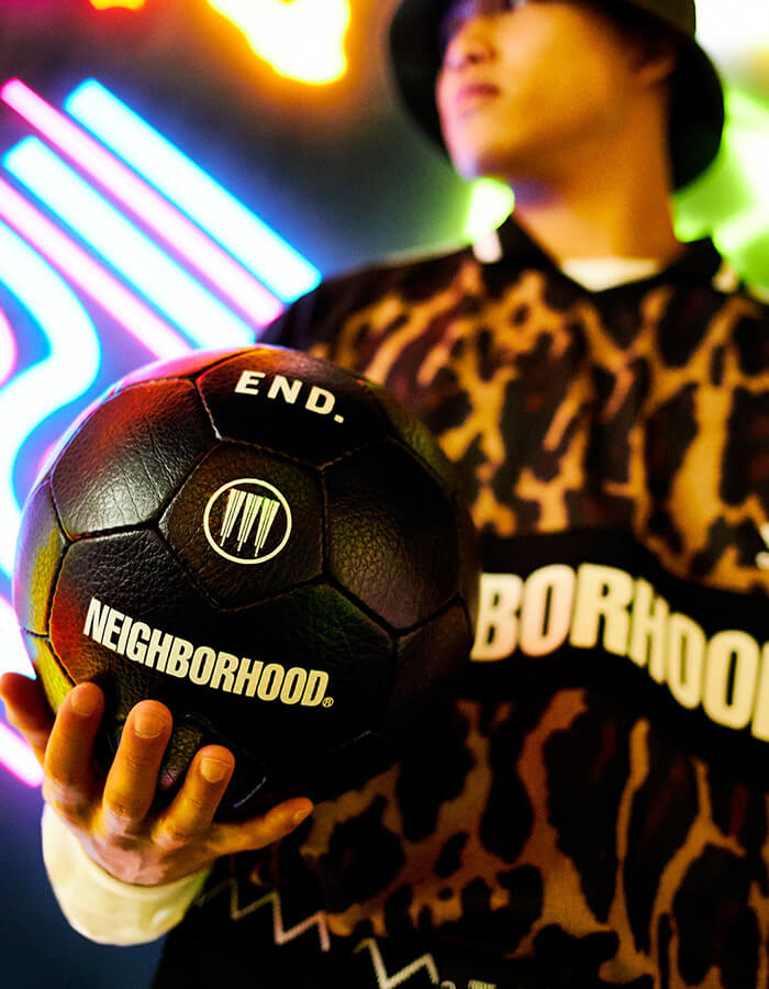 NEIGHBORHOOD×END.×adidas 異色のコラボでロック色に染めたフットボールコレクションを発売 –  時代を超えて愛される永遠のスタンダードを共有するウェブマガジン LIVE IN RUGGED