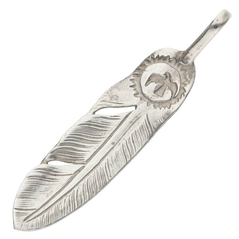 goro's Feather pendant