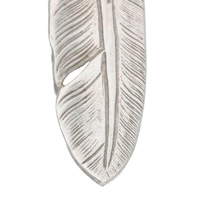 goro's Feather pendant