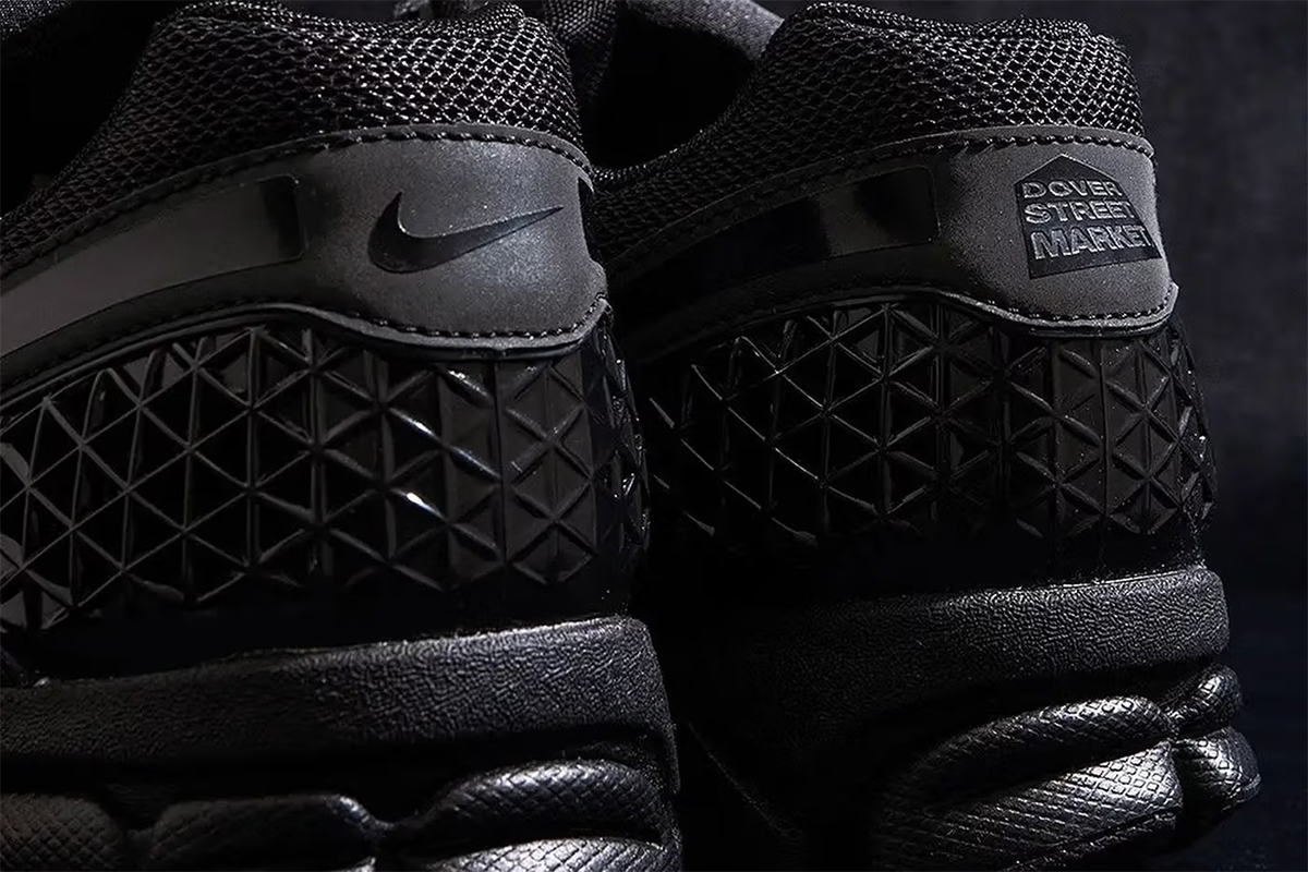 DOVER STREET MARKET x Nike Zoom Vomero 5 Black