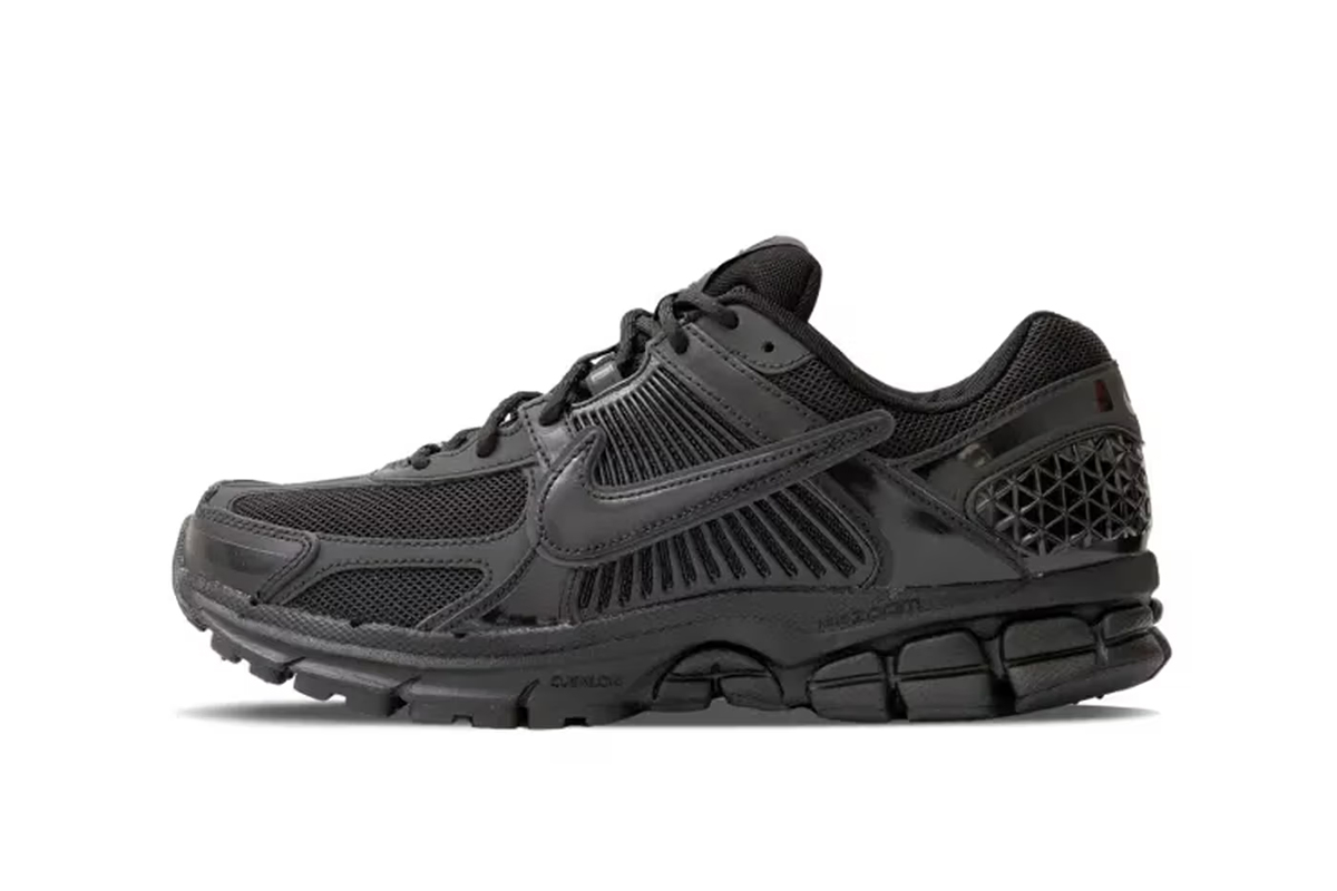 DOVER STREET MARKET x Nike Zoom Vomero 5 Black