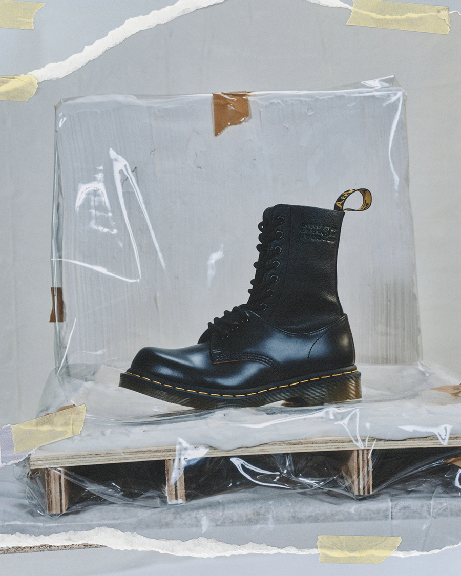 MM6 Maison Margiela x Dr.Martens