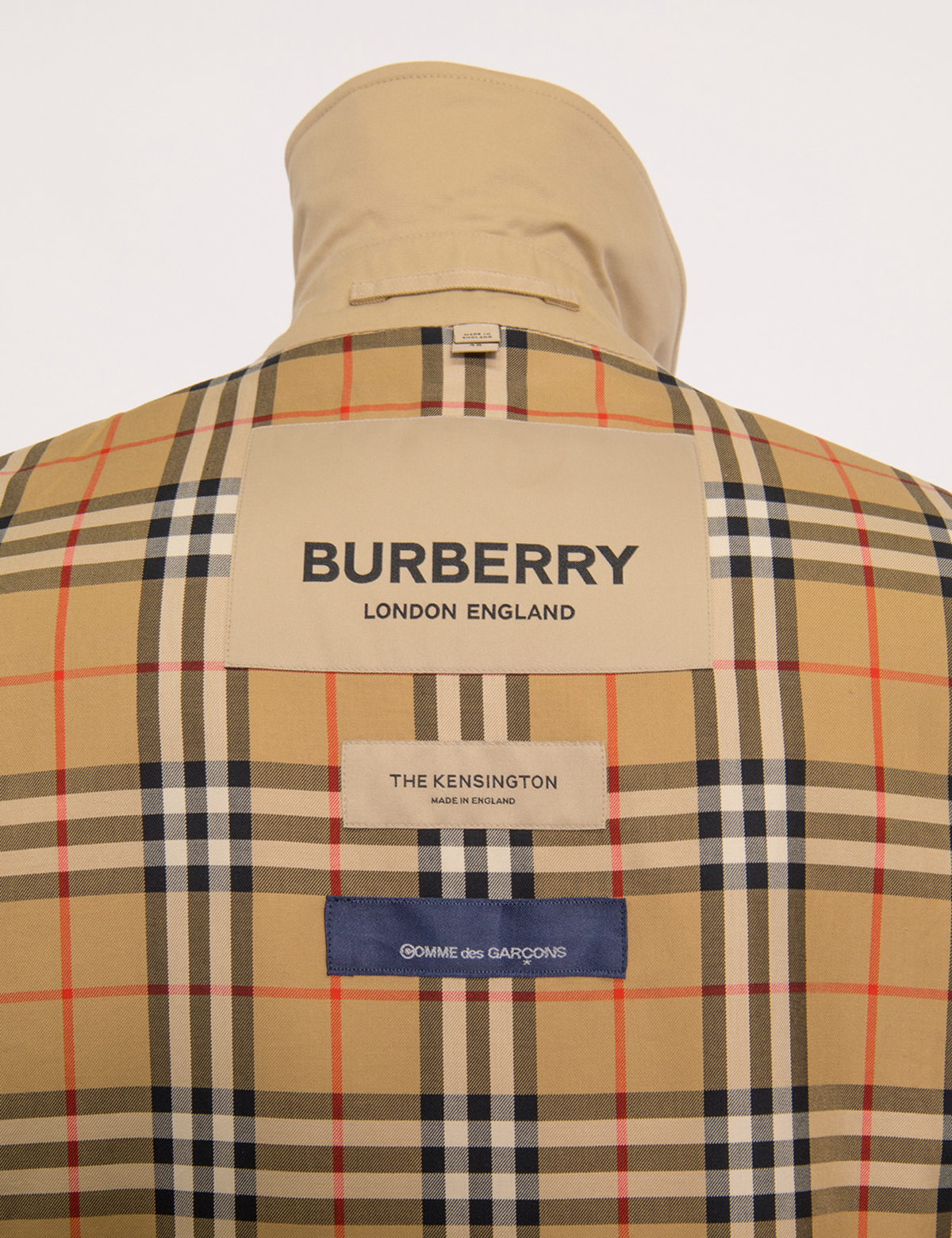COMME des GARÇONS カスタムの BURBERRY トレンチコート 第2弾が