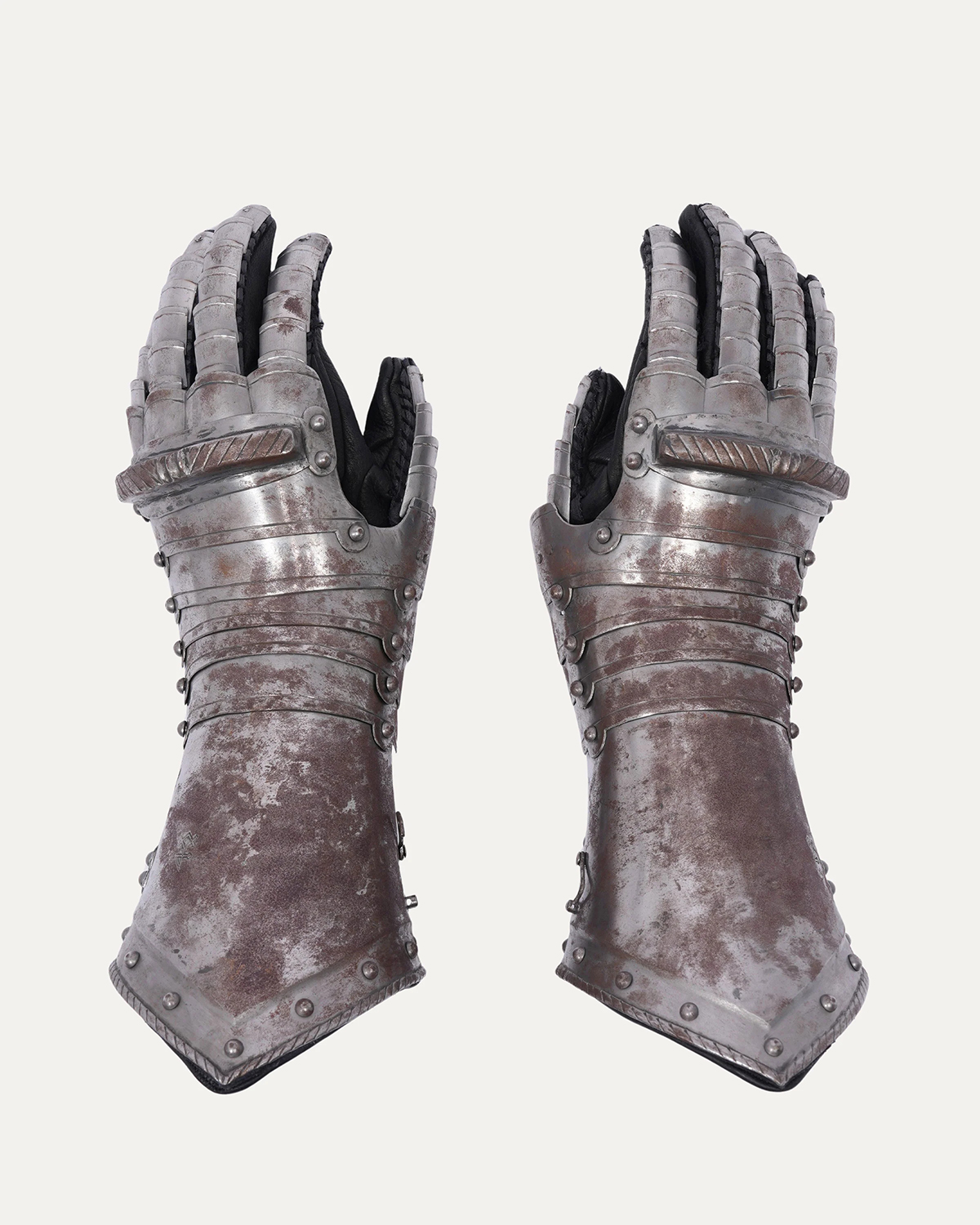 BALENCIAGA 2021 Autumn Winter Chevalier Knight Gloves