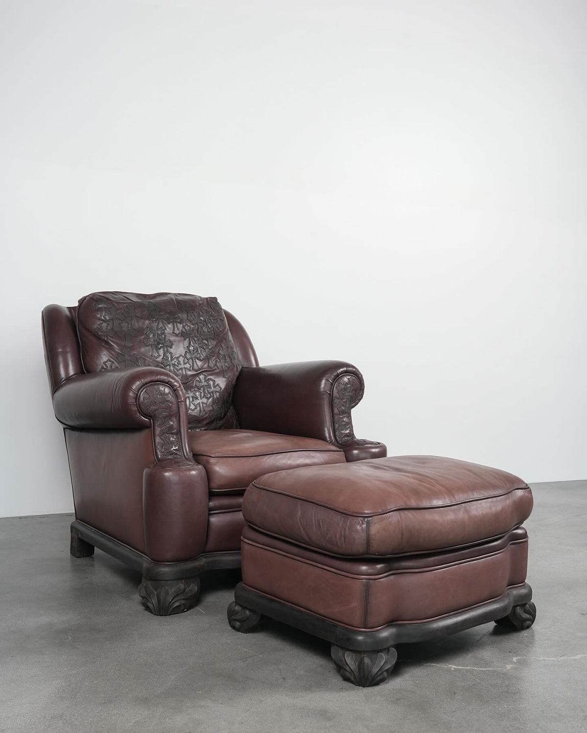 CHROME HEARTS Brown Leather & Ebony Wood Cross Patch Sofa Brown Leather Cross Patch Lounge Chair & Ottoman Set