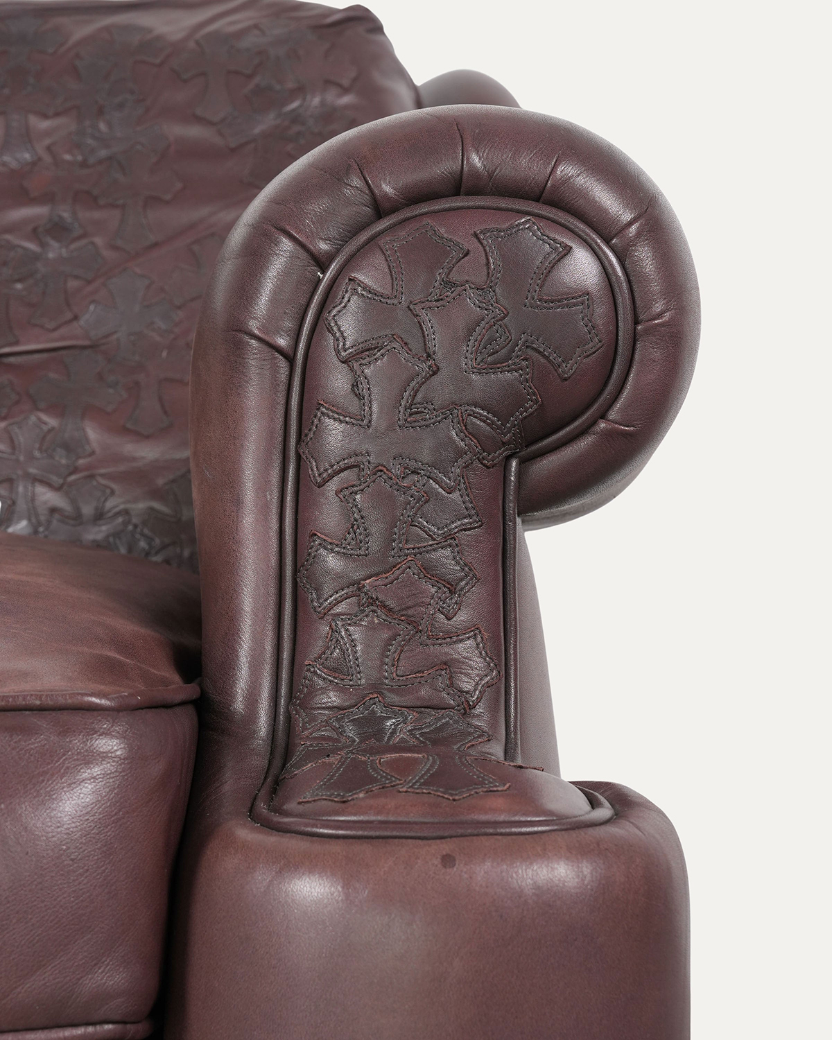 CHROME HEARTS Brown Leather & Ebony Wood Cross Patch Sofa Brown Leather Cross Patch Lounge Chair & Ottoman Set
