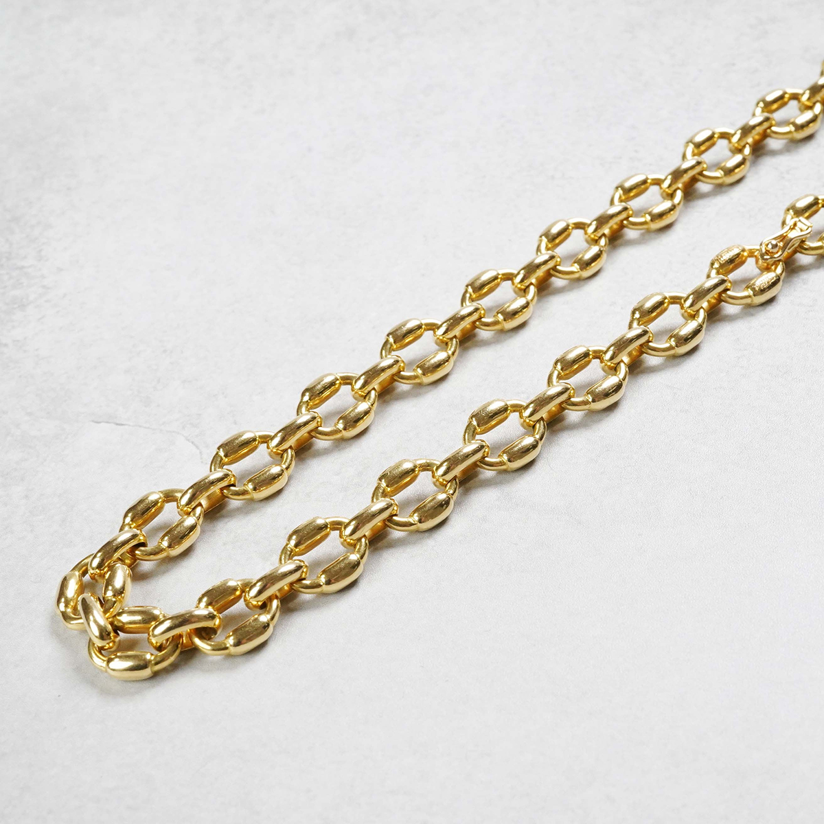 HERMÈS Brick Necklace Yellow Gold