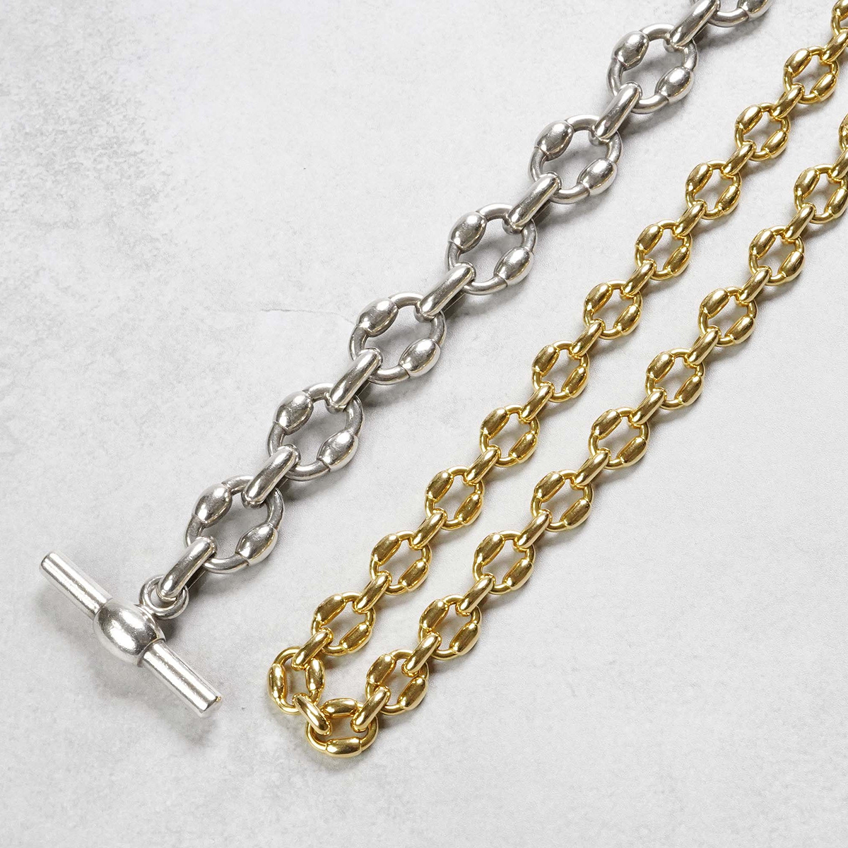 HERMÈS Brick Necklace Yellow Gold