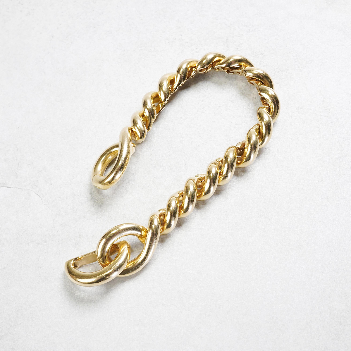 HERMÈS Torsade Bracelet MM Yellow Gold