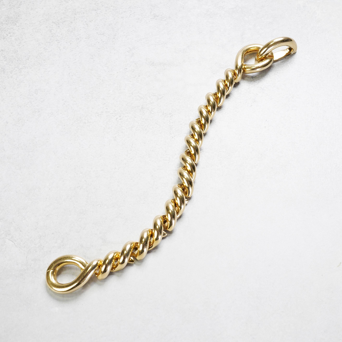 HERMÈS Torsade Bracelet MM Yellow Gold