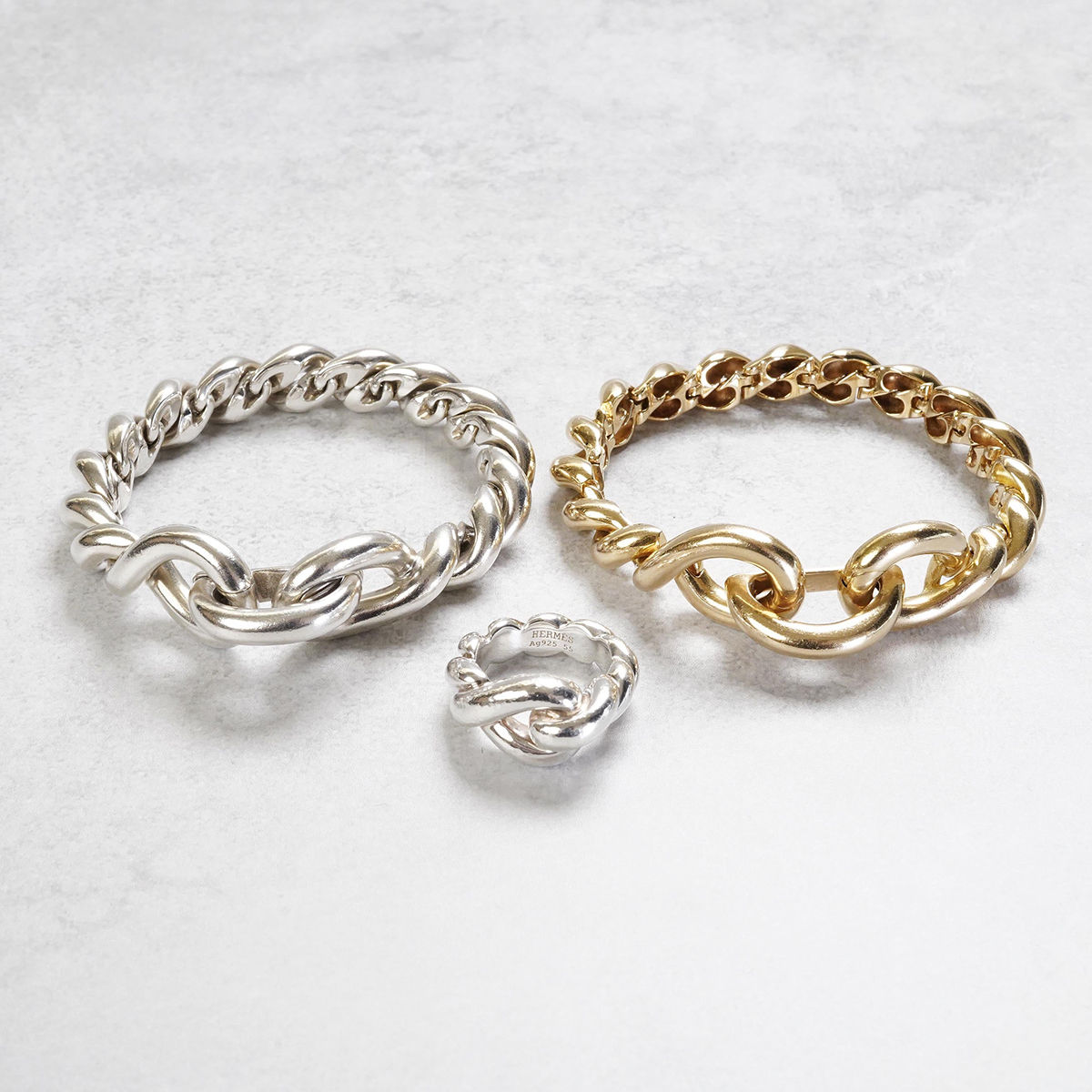 HERMÈS Torsade Bracelet MM Yellow Gold