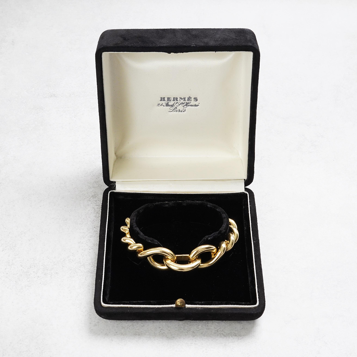 HERMÈS Torsade Bracelet MM Yellow Gold