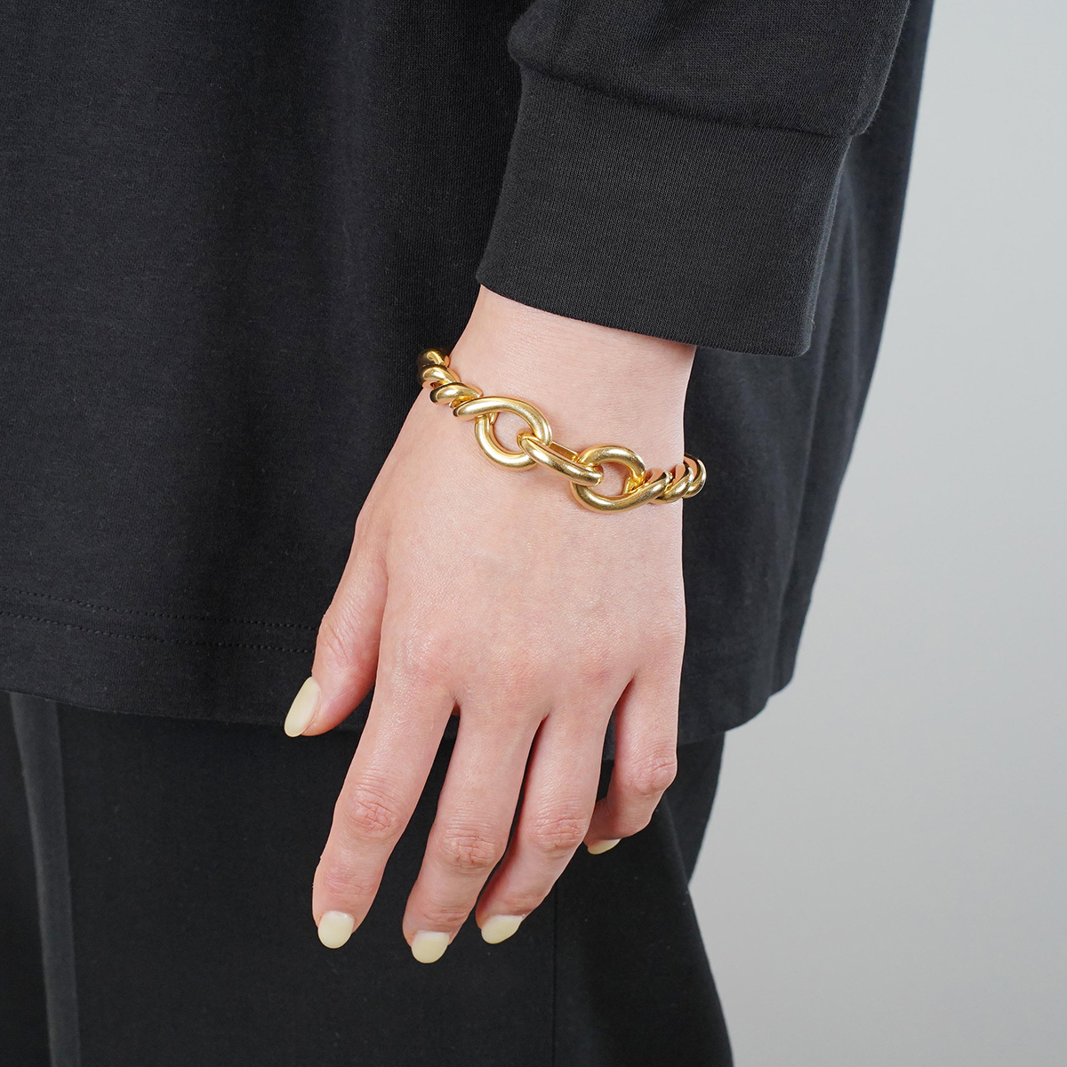 HERMÈS Torsade Bracelet MM Yellow Gold