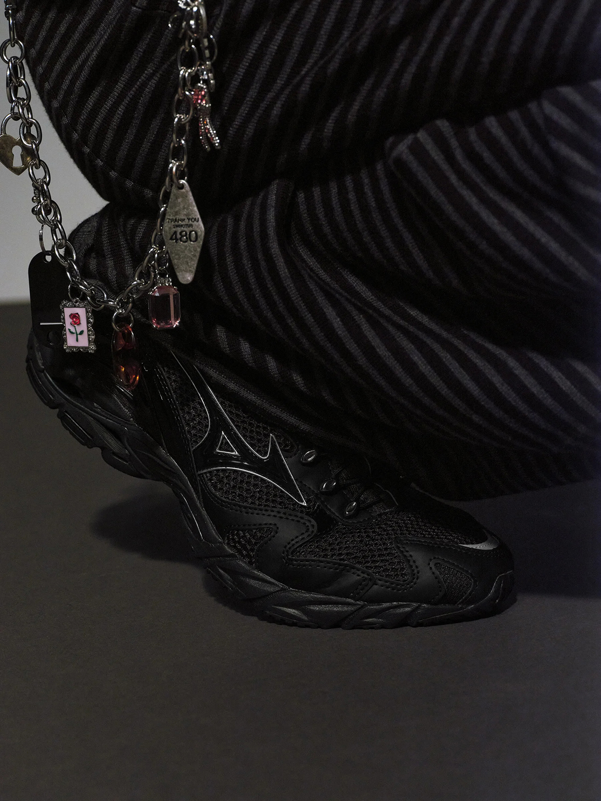 MIZUNO x SLY WAVE RIDER 10 SLY