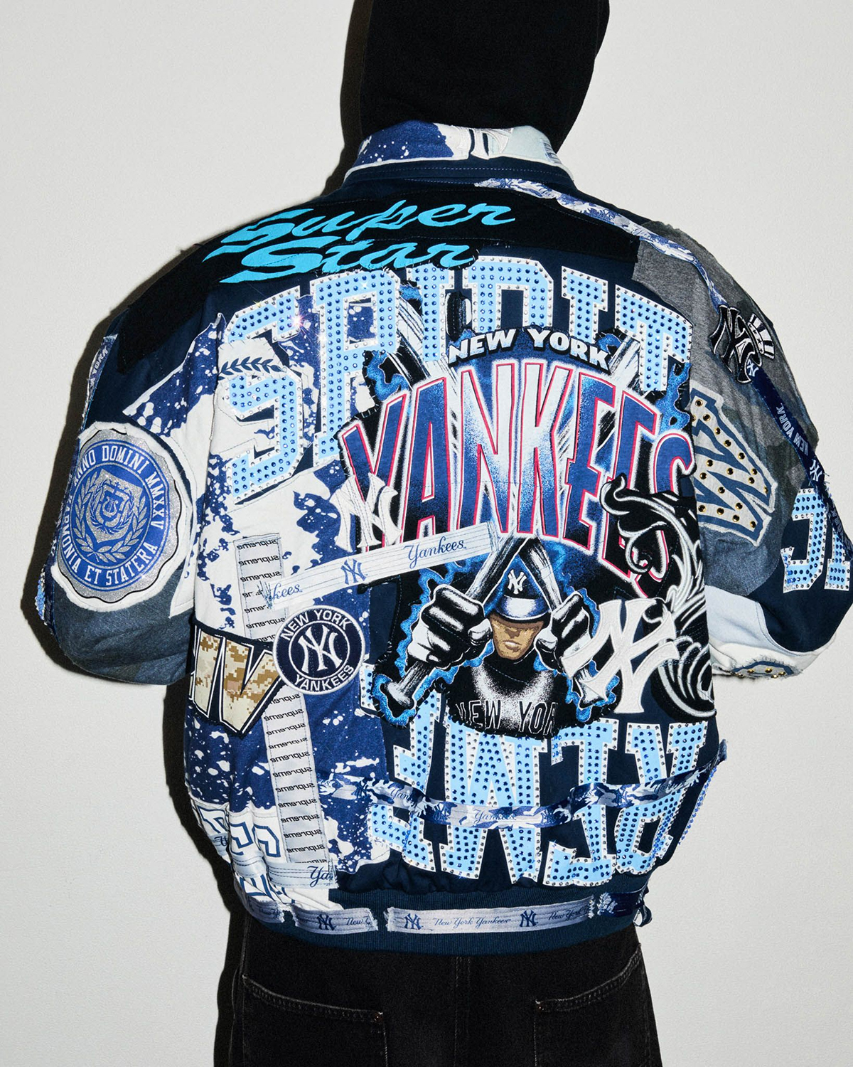 Supreme 2025 Fall Winter LOOKBOOK
