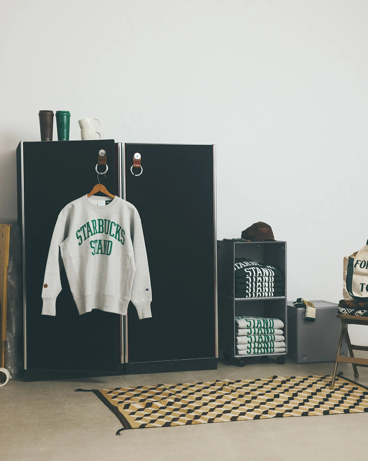 STARBUCKS STAND by BEAMS EXTRA Collection