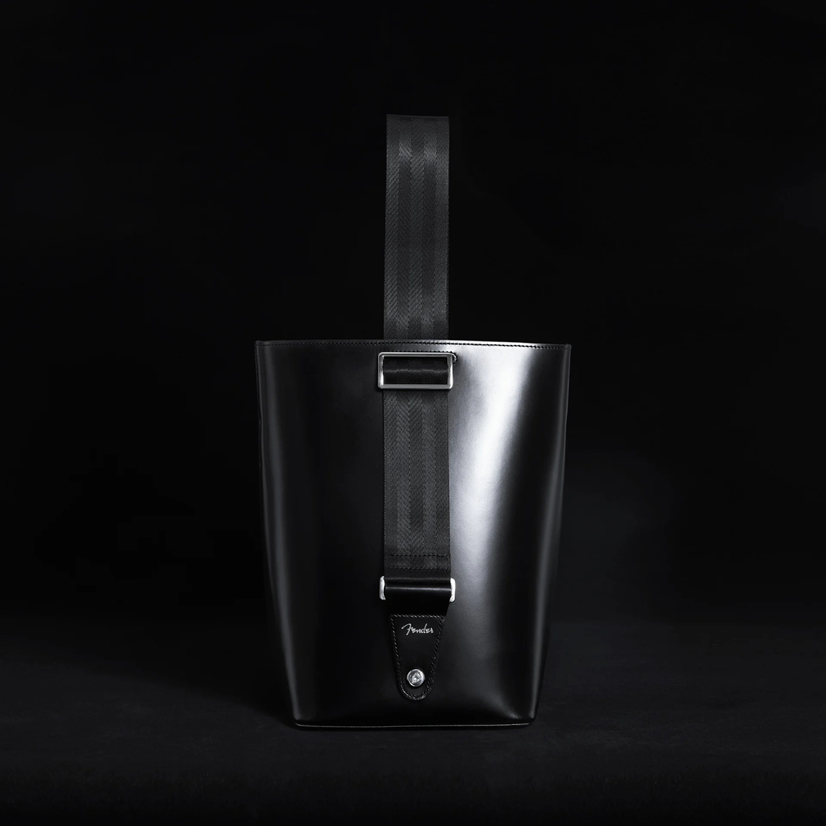 2025 Fender® Strapbag Leather