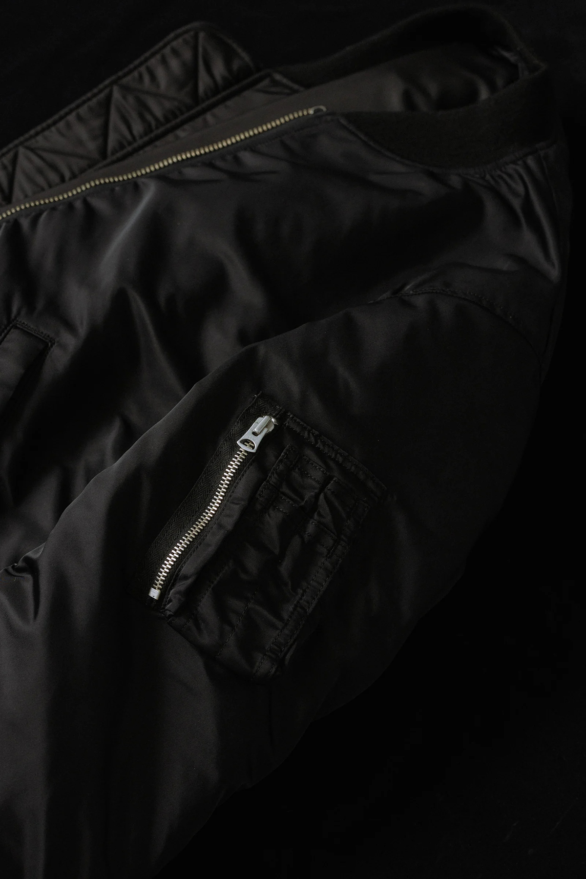 BIOTOP x AVIREX7522 MA-I