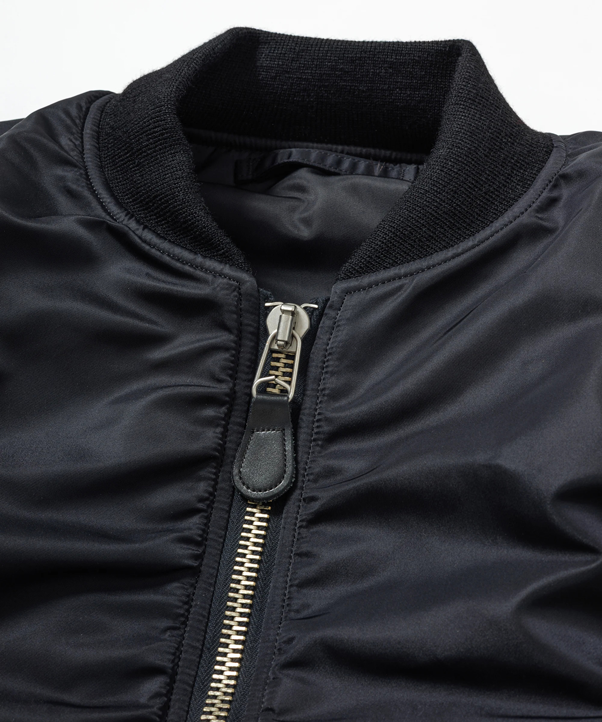 BIOTOP x AVIREX7522 MA-I