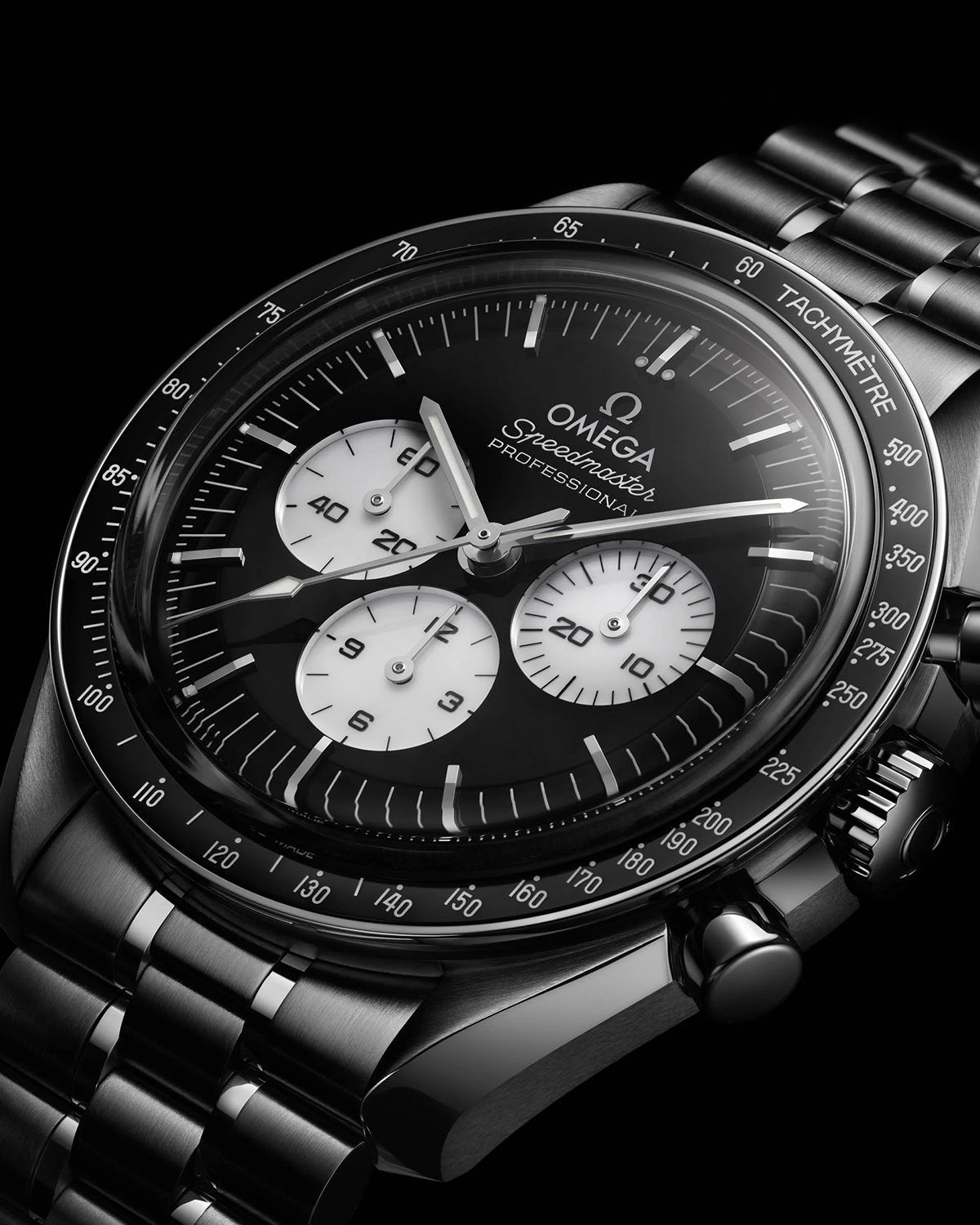 2026 OMEGA SPEEDMASTER Moonwatch Black White
