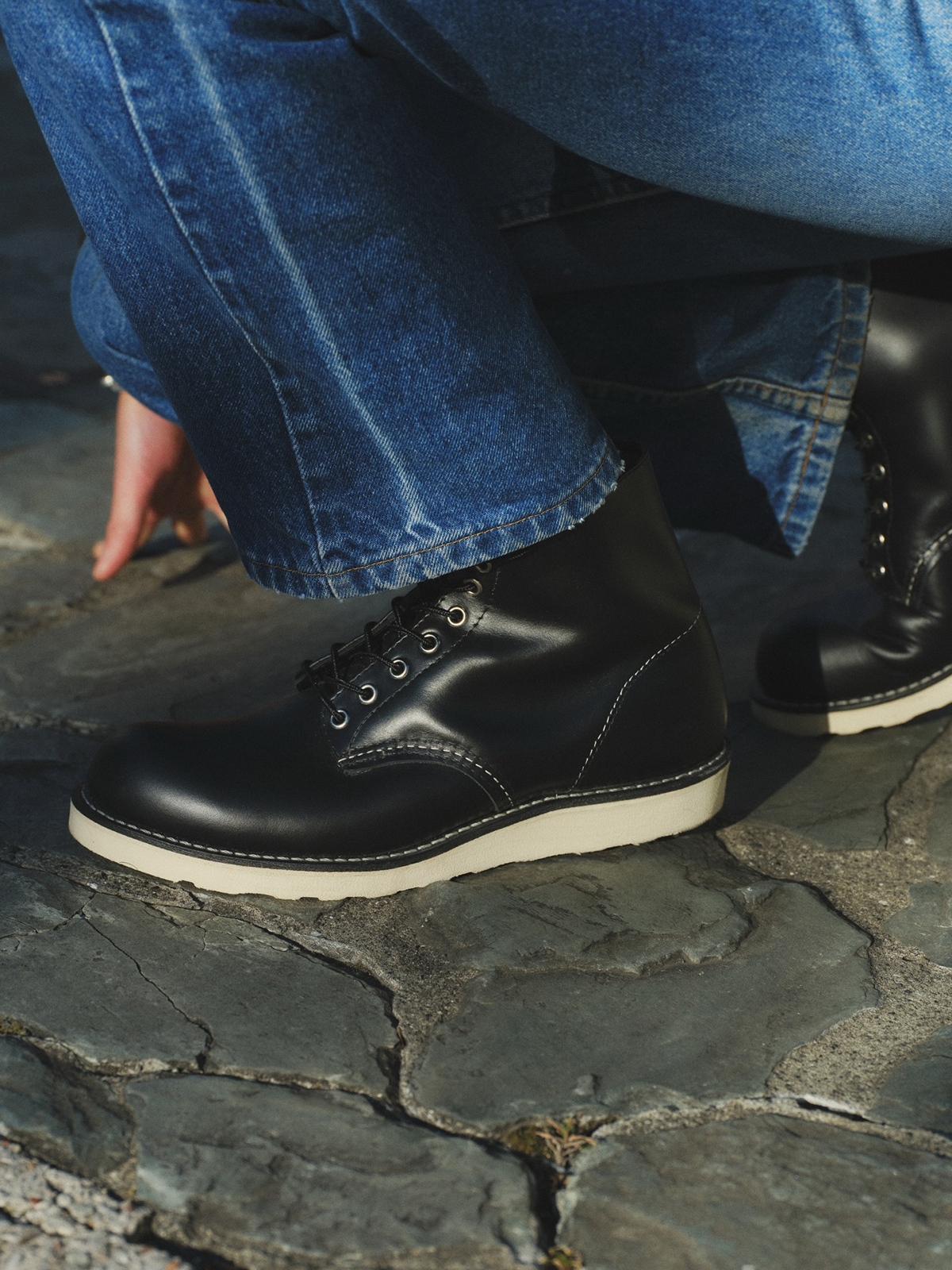 RED WING #8165 6-INCH CLASSIC ROUND BLACK CHROME LEATHER