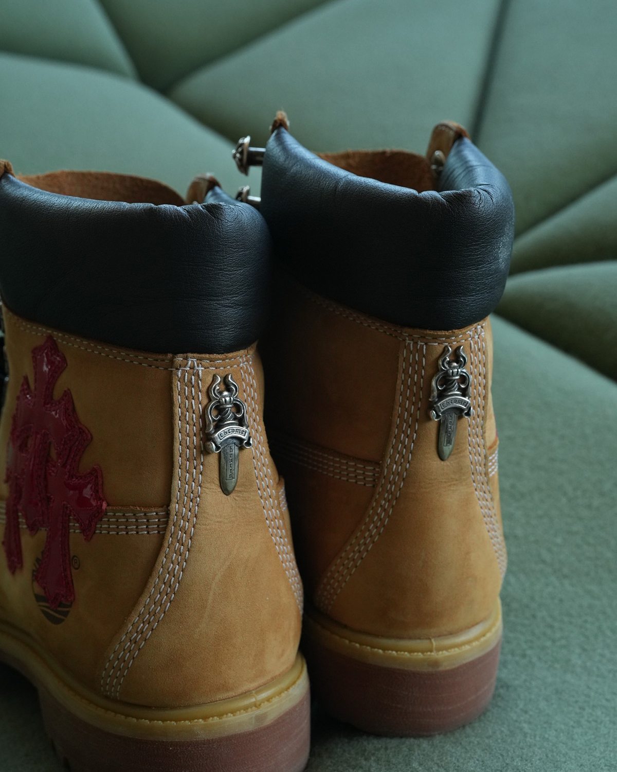 CHROME HEARTS x Timberland Red Patent Cross Patch 6 Inch Boots Beige