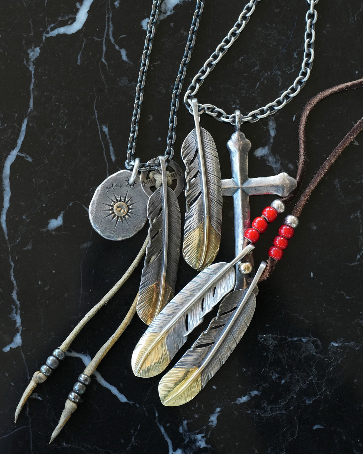 Goro's Pendant Feather Cross