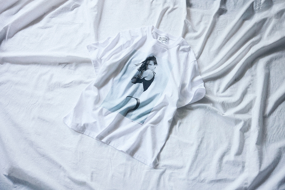 BIOTOP Kate Moss Photo T-Shirt Photography by Patrick Demarchelier for Harper’s BAZAAR