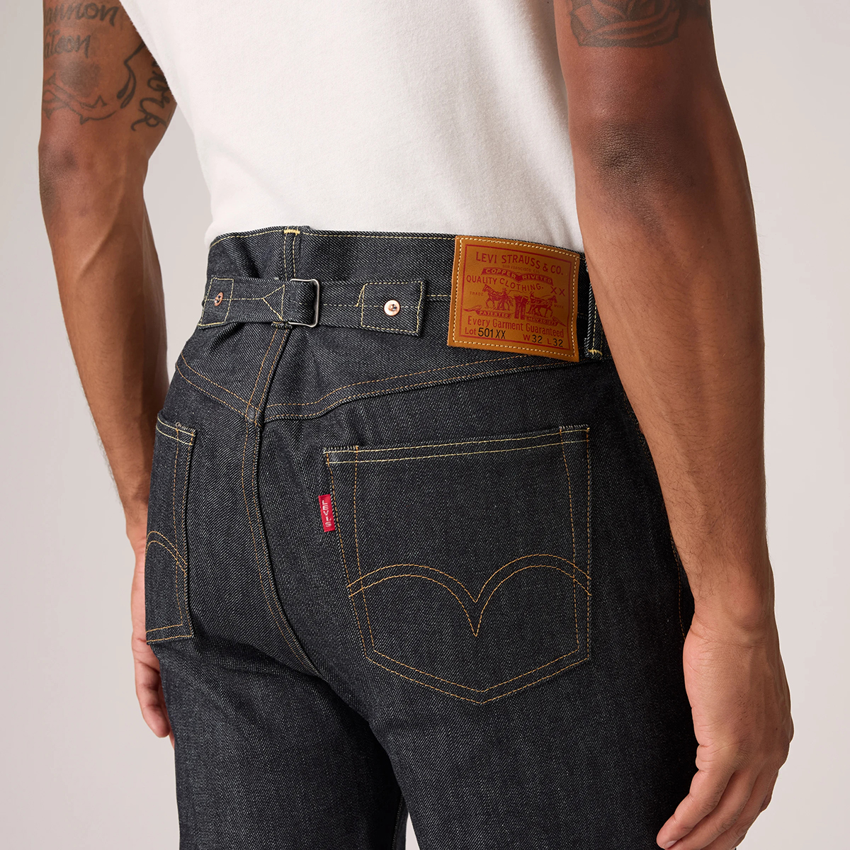 LEVI'S® VINTAGE CLOTHING 1942 501®︎ Jeans
