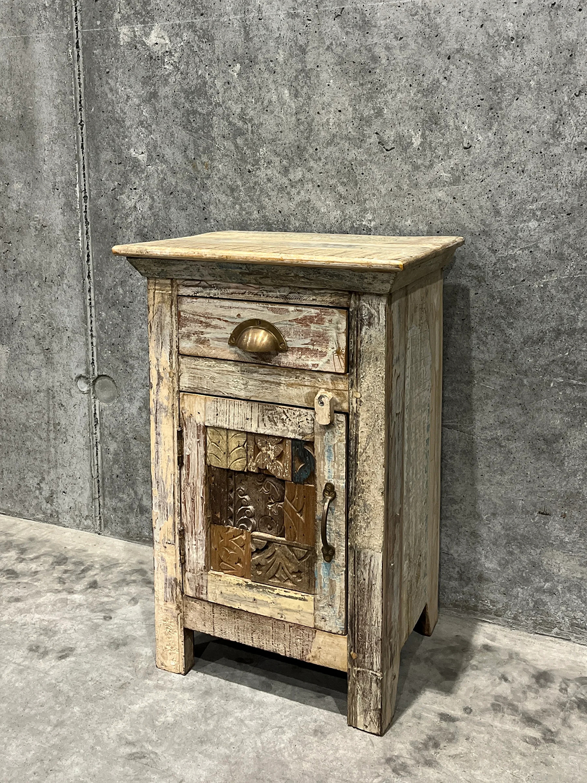 無印良品 インドの古家具