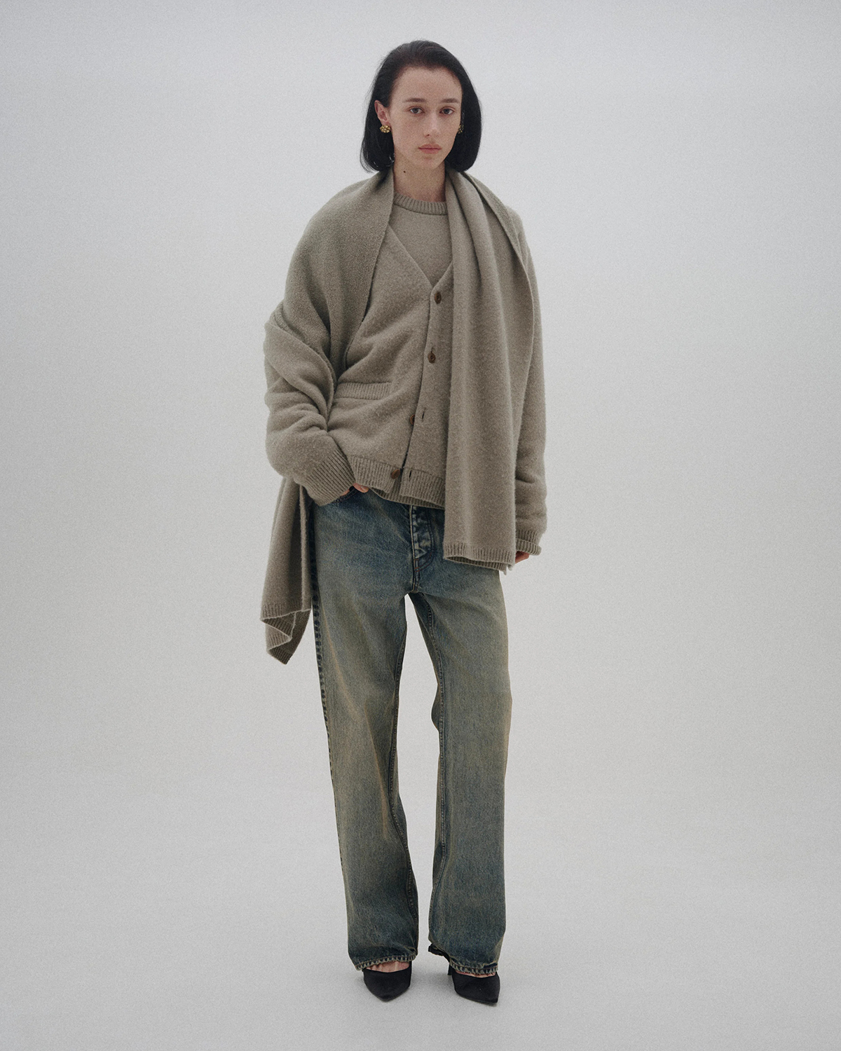 ASHBELL 2026 Autumn Winter Debut Collection