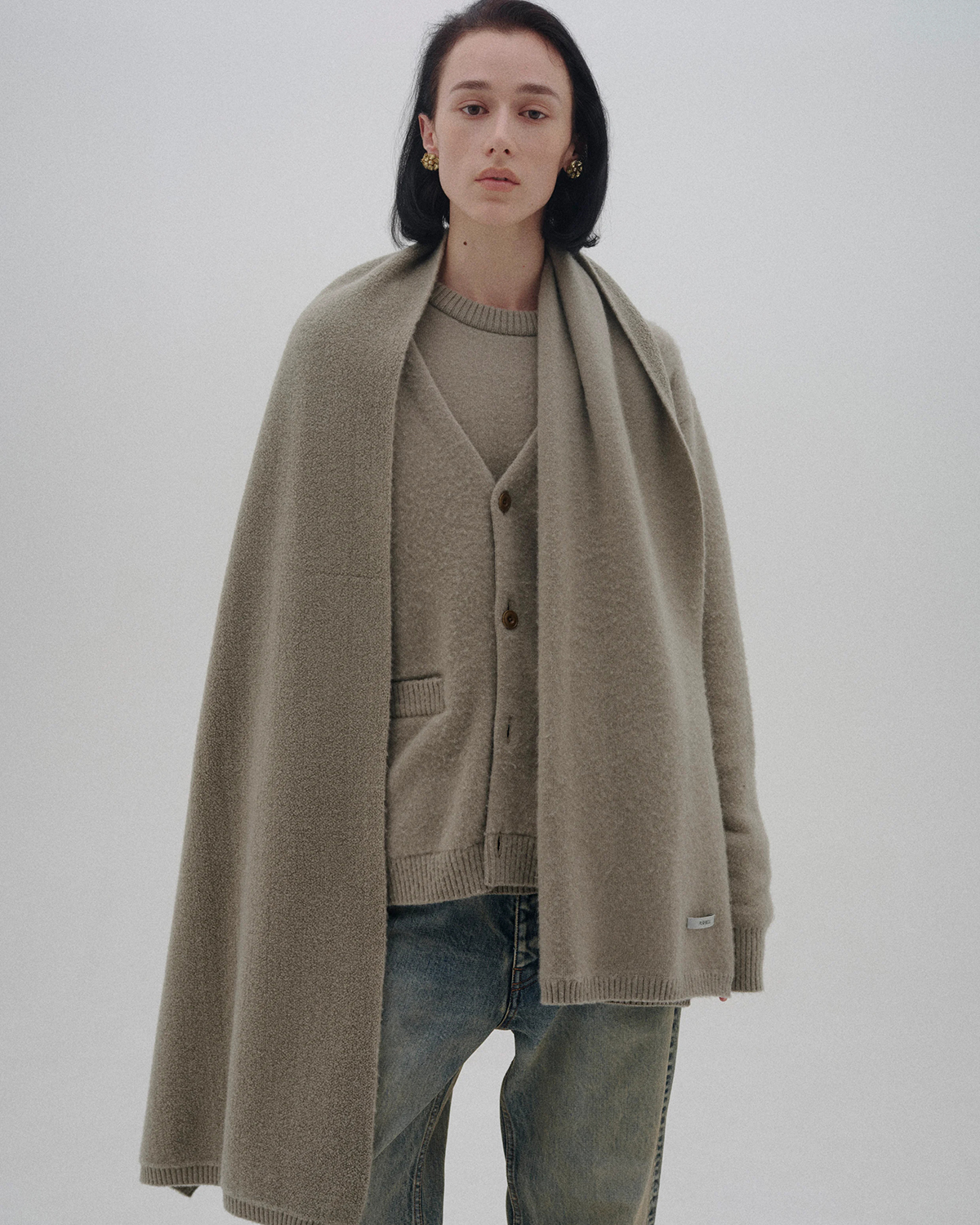 ASHBELL 2026 Autumn Winter Debut Collection