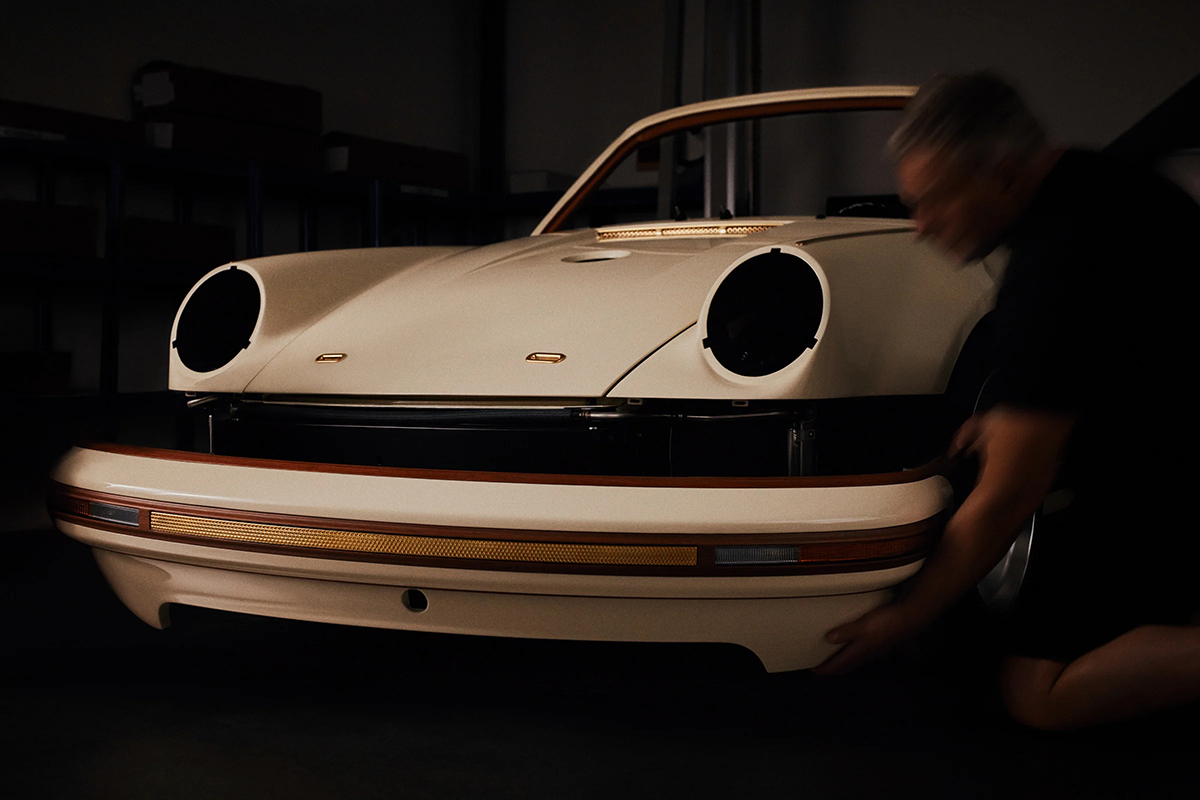 LOUIS VUITTON x SINGER VEHICLE DESIGN
