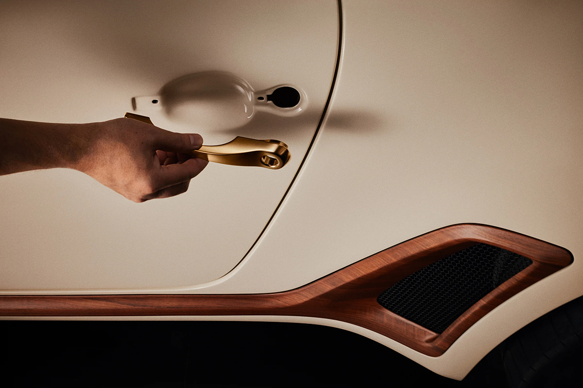 LOUIS VUITTON x SINGER VEHICLE DESIGN