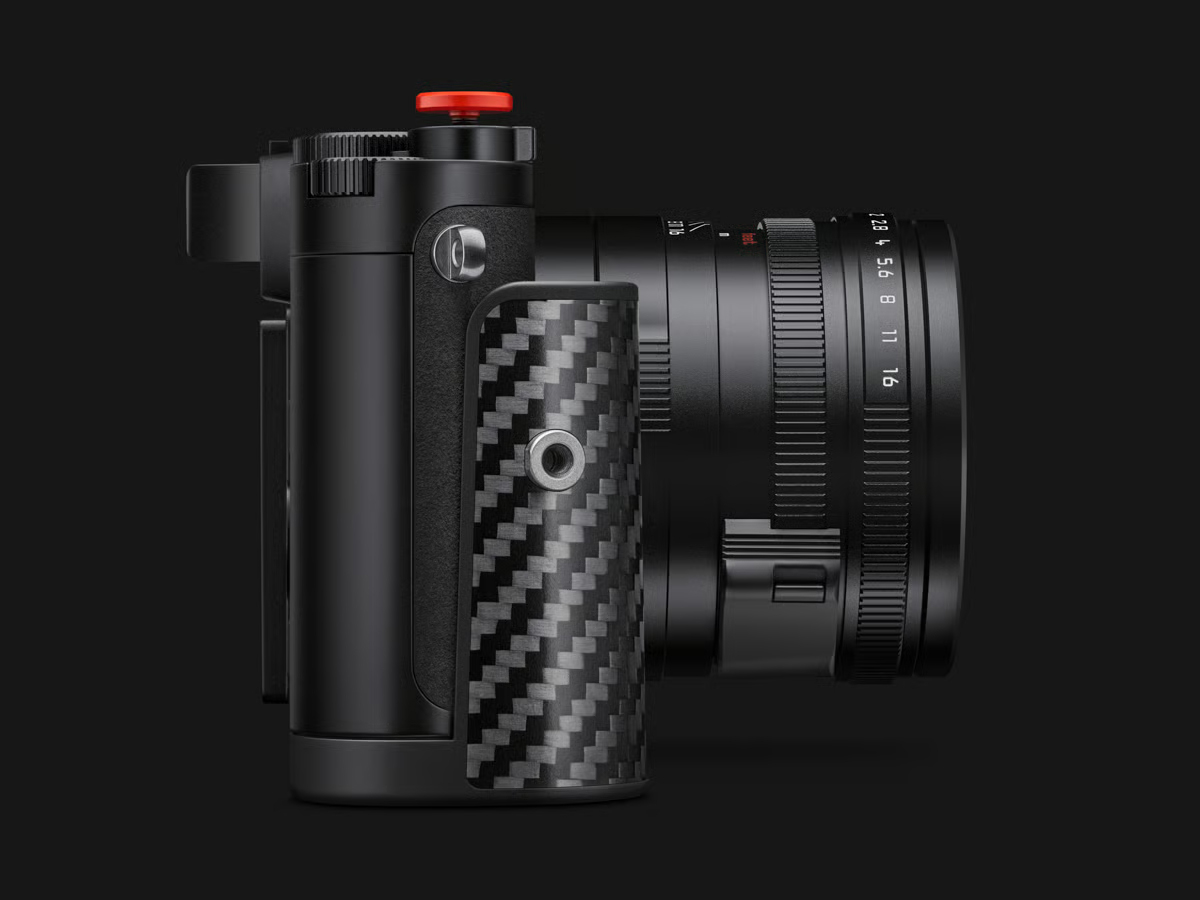 Leica x Formula 1 Q3 43 Formula 1 Edition