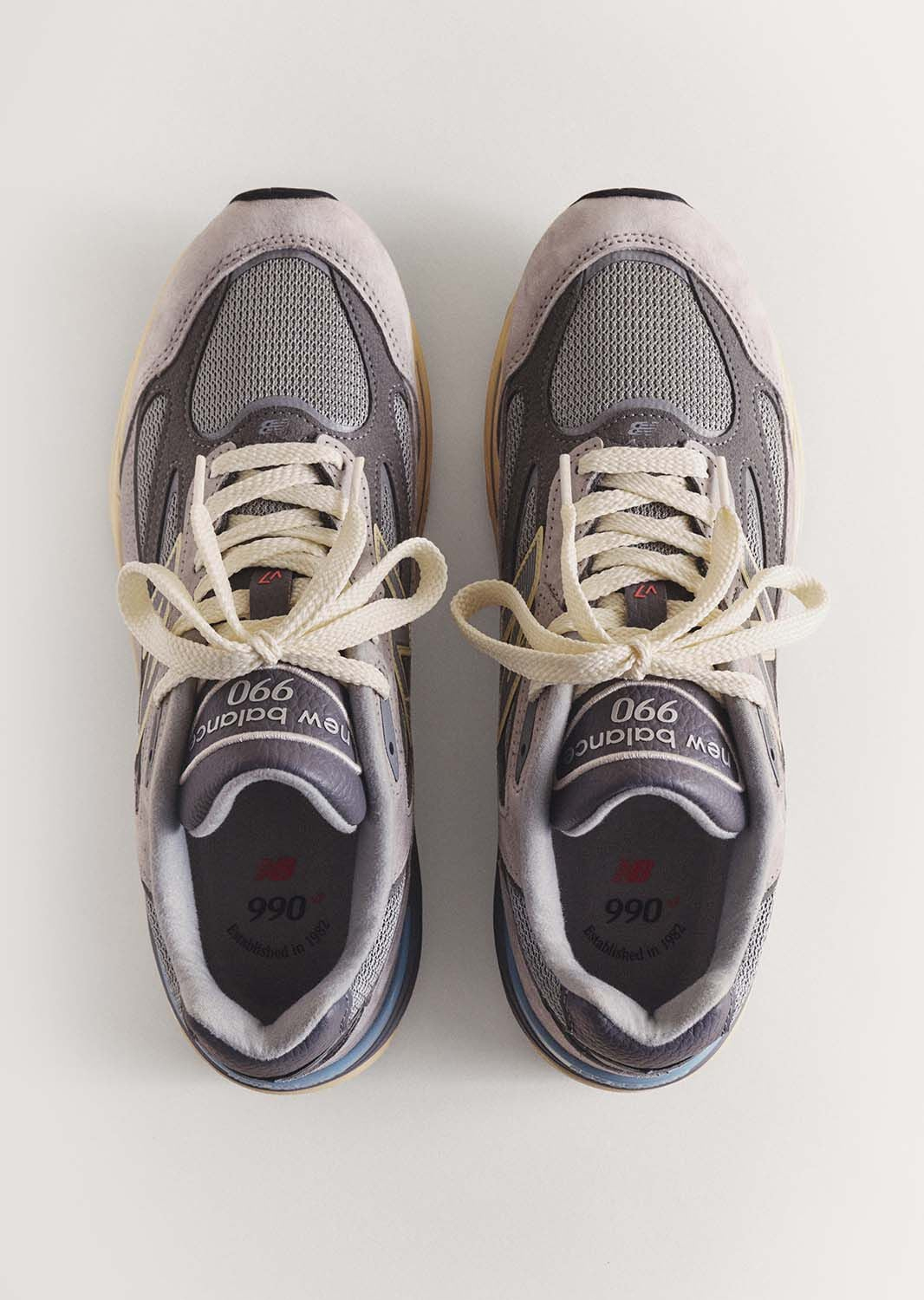 New Balance Made in USA 990v7